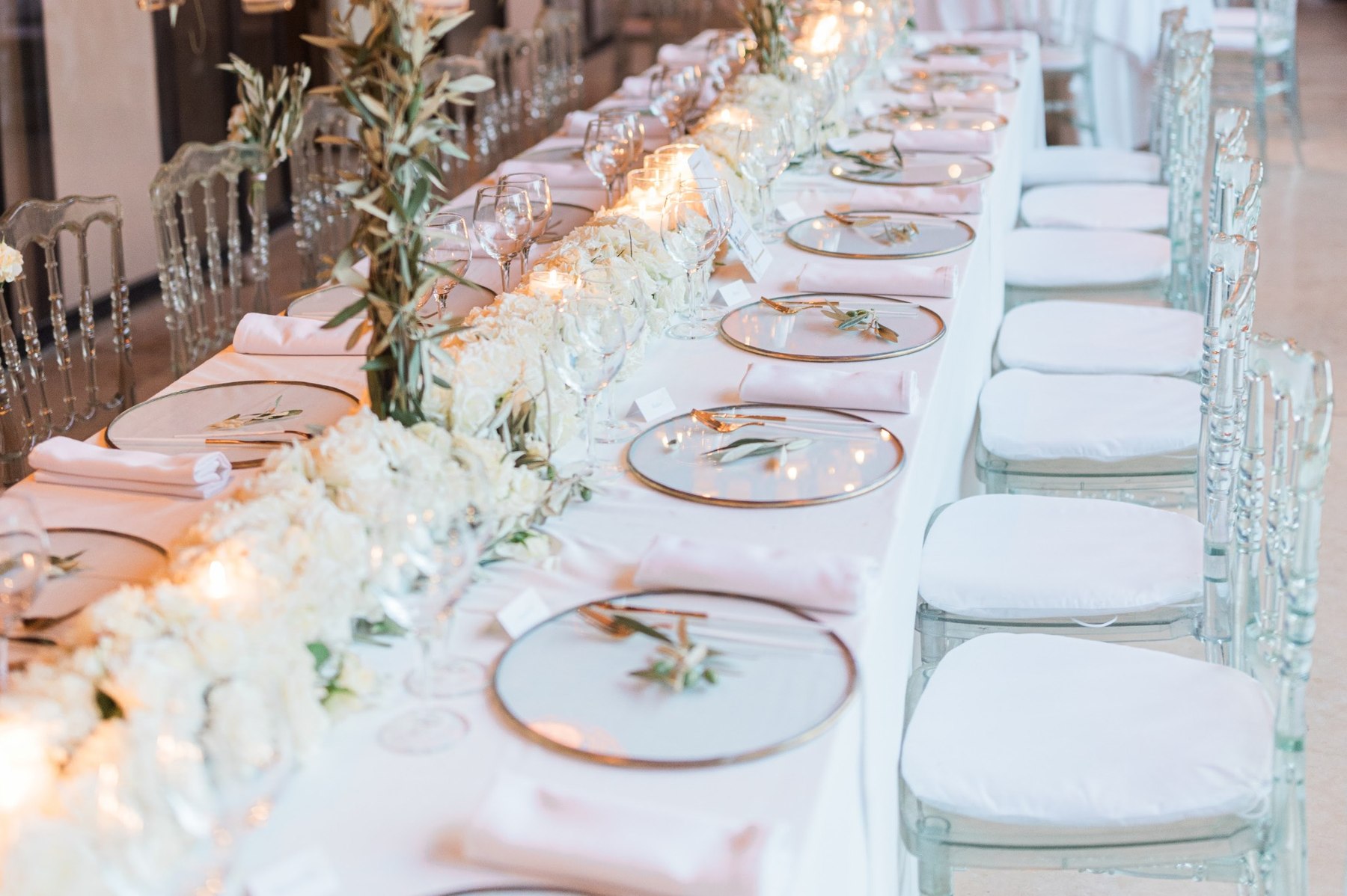 Wedding dinner styling, a non-venue-specific illustrative photograph